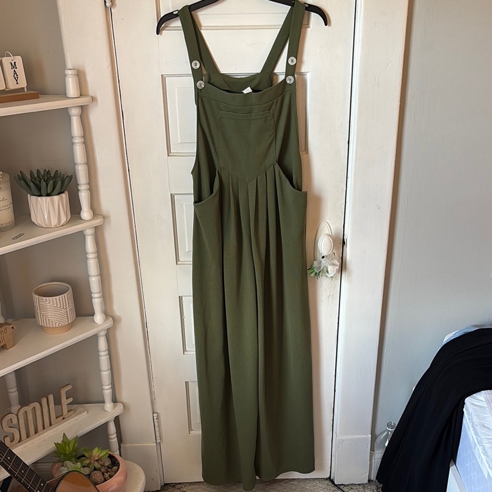 HALARA Olive Green jumpsuit